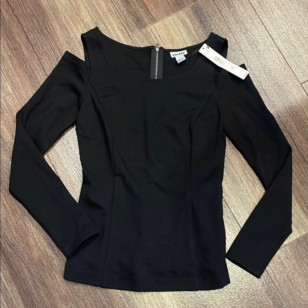 NWT DKNY Cold Shoulder Top
